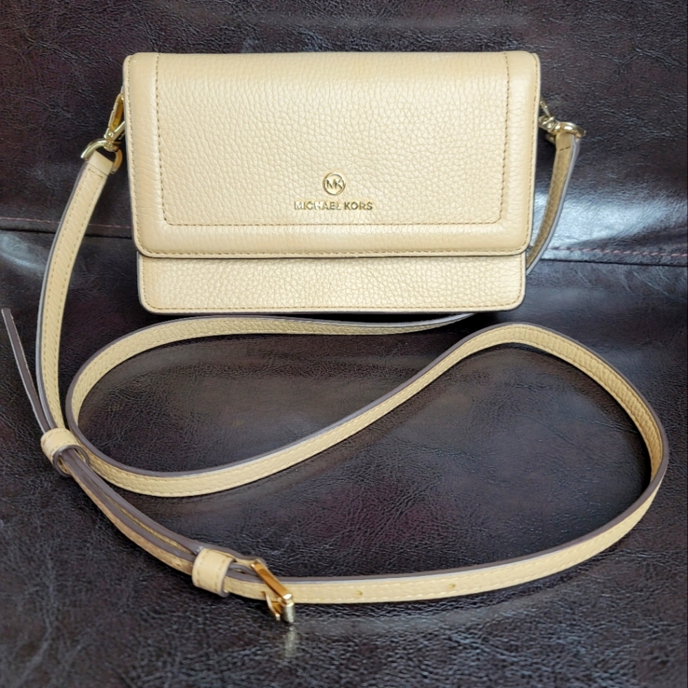 Michael Kors Crossbody